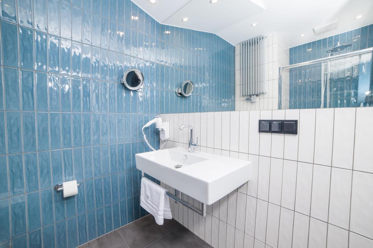 Vinfort Aparthotel クラクフ エクステリア 写真